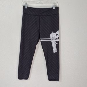 CVG Gunstrapped Capris - M